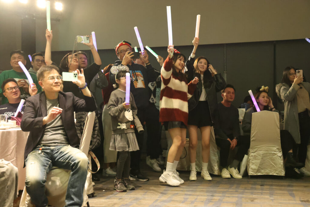 MICROIP Year-End Party Photo 6